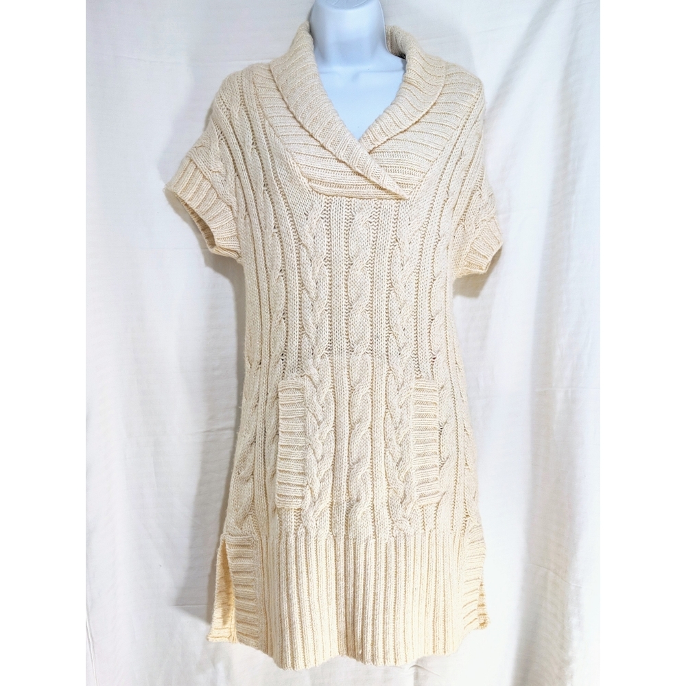 💖 Gold Thread Accent Sweater Dress